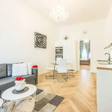 Krakovska By Interhome * Praag