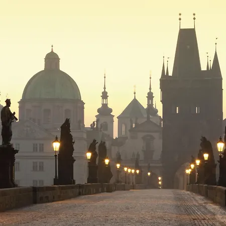 Krakovska By Interhome *